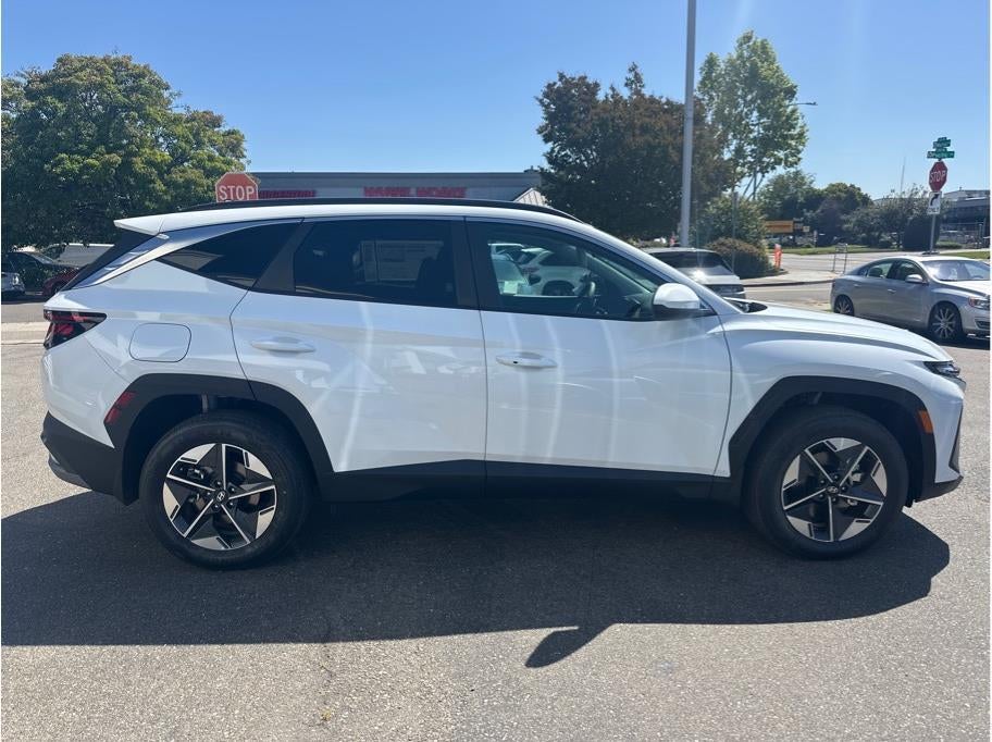2026 Hyundai TUCSON PHEV SEL