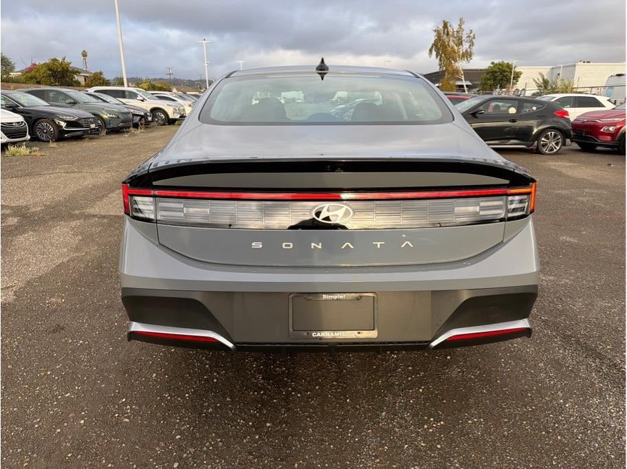 2026 Hyundai SONATA SE