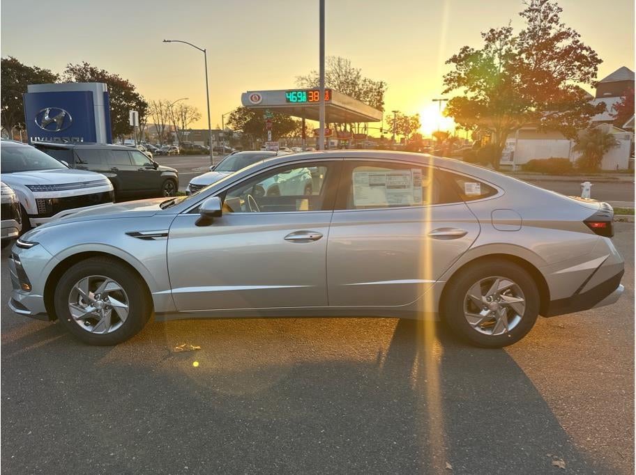 2026 Hyundai SONATA SE