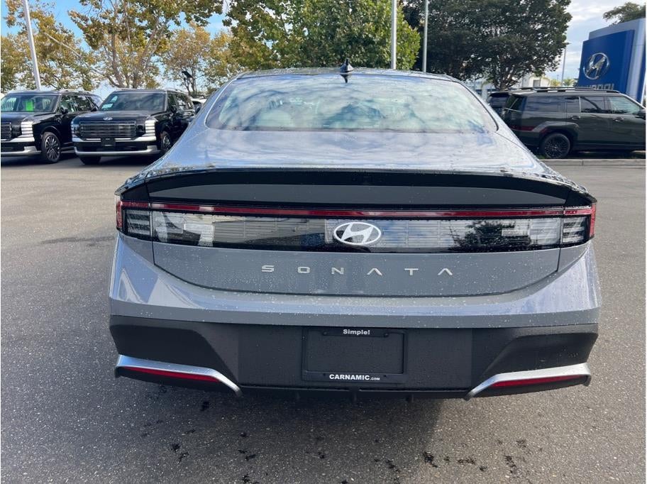 2026 Hyundai SONATA SE