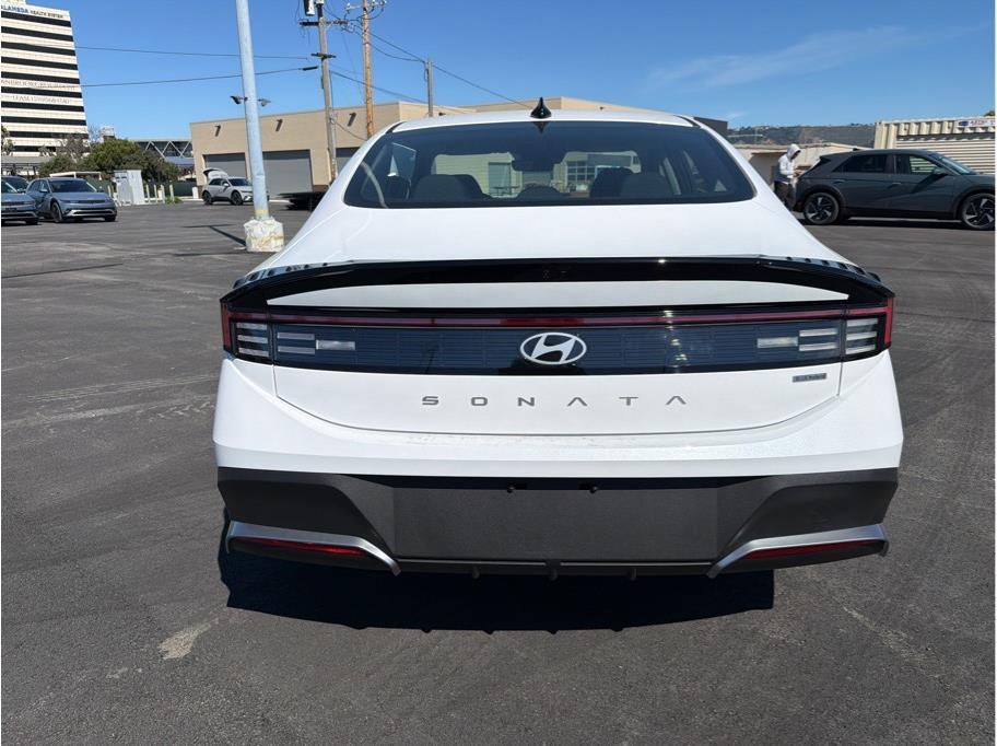 2026 Hyundai SONATA HEV Blue