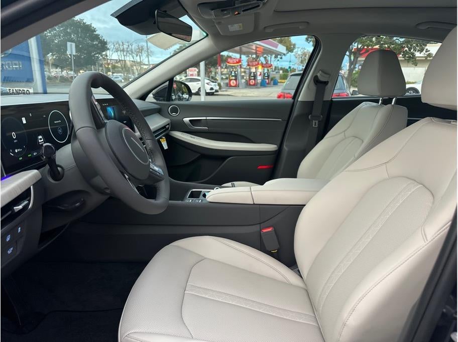 2026 Hyundai SONATA HEV Limited