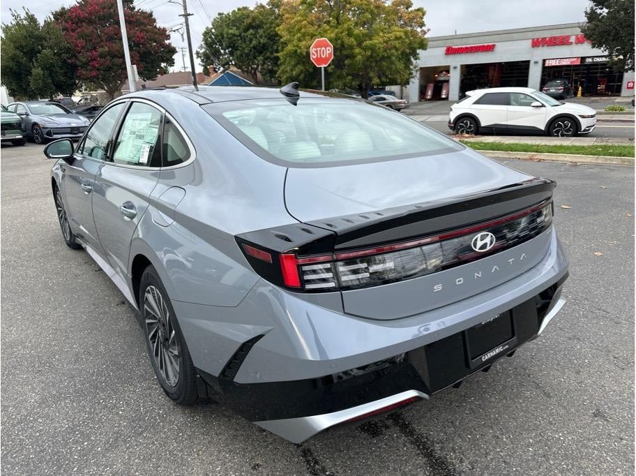 2026 Hyundai SONATA HEV Limited