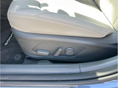 2026 Hyundai SONATA HEV Limited