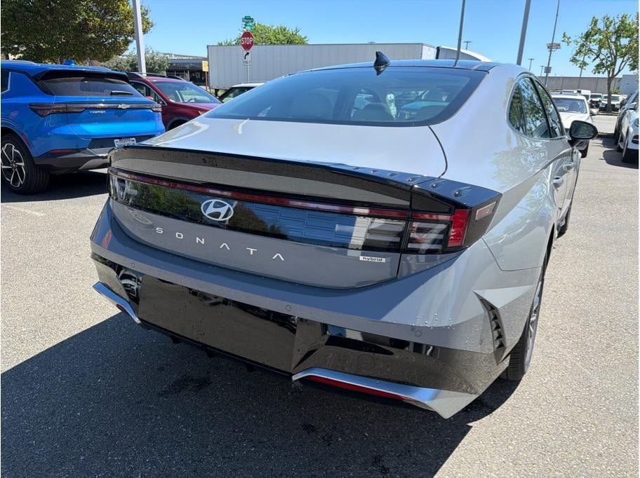 2026 Hyundai SONATA HEV Limited