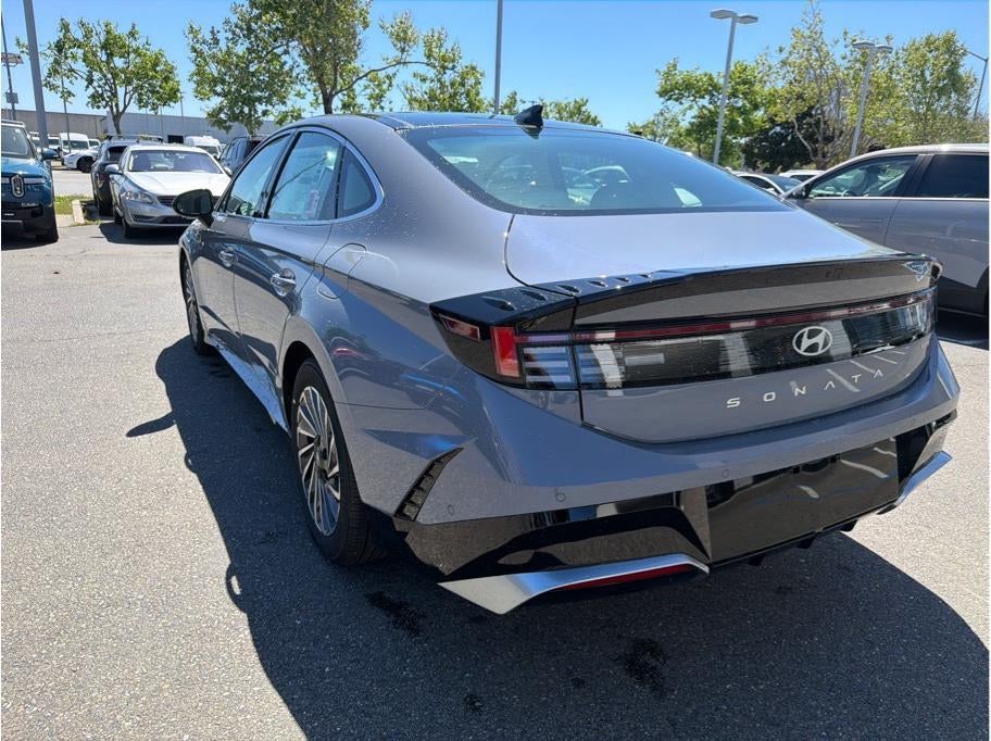 2026 Hyundai SONATA HEV Limited