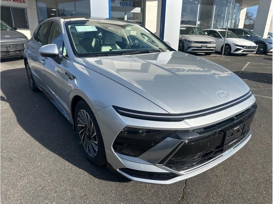 2026 Hyundai SONATA HEV Limited