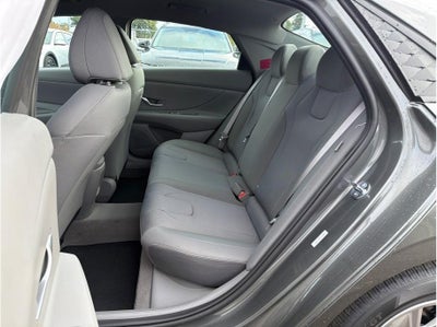 2026 Hyundai ELANTRA SE