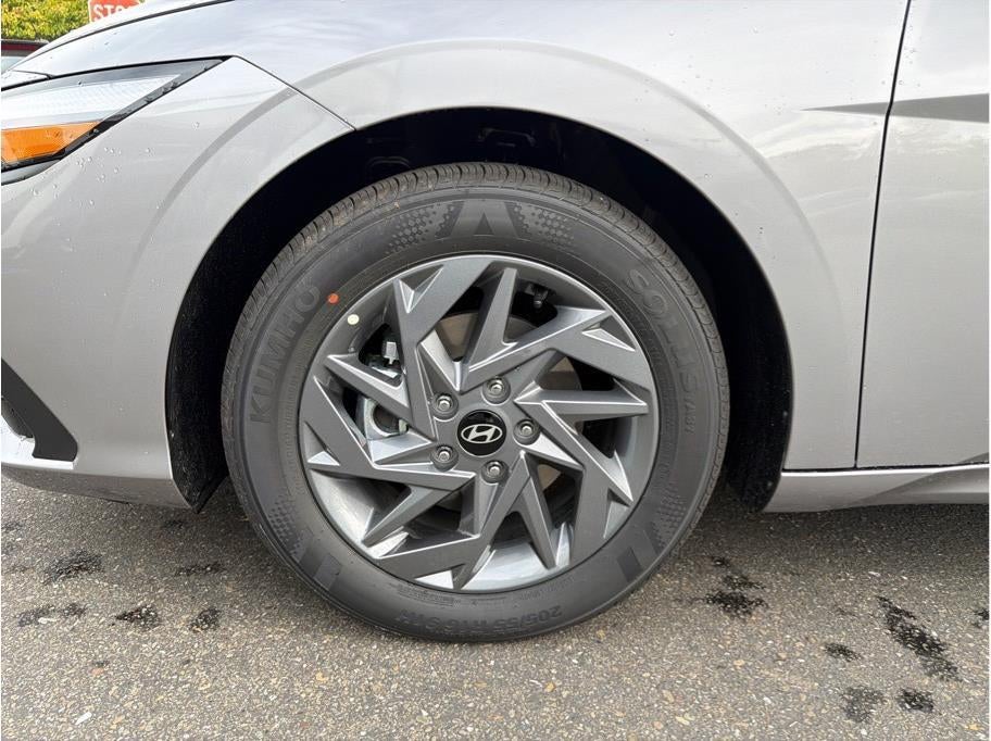 2026 Hyundai ELANTRA HEV Blue