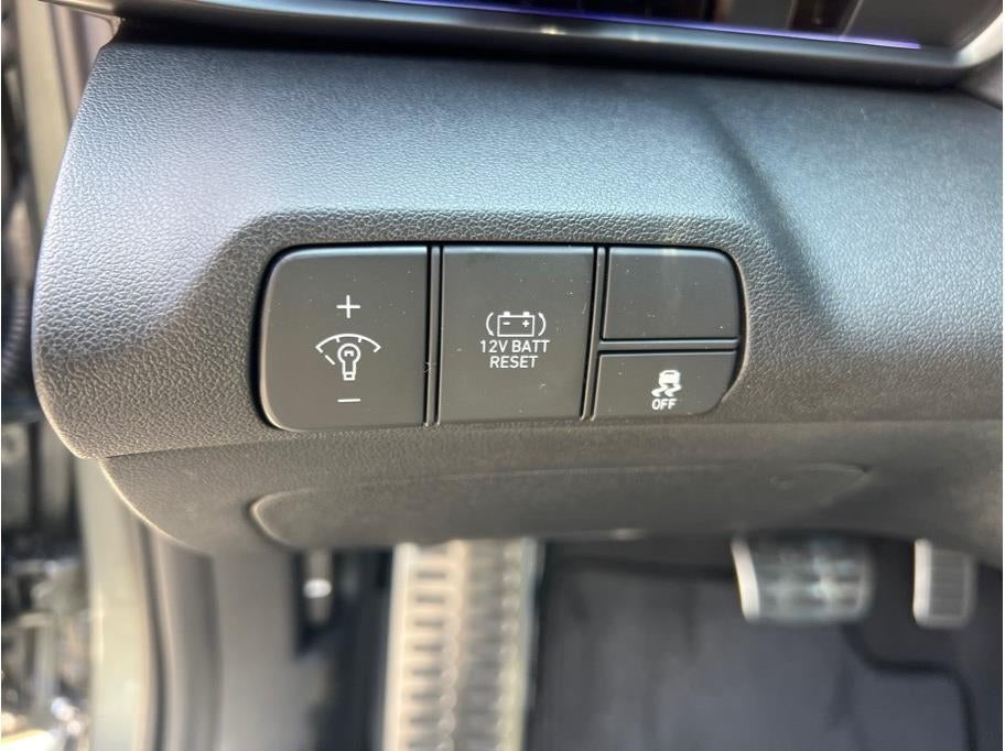 2025 Hyundai ELANTRA HEV SEL Sport