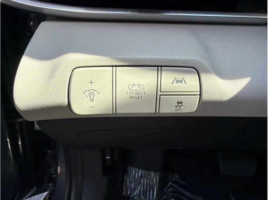 2023 Hyundai ELANTRA HYBRID Limited HEV Sedan 4D