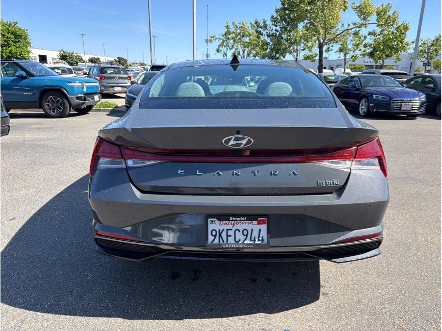 2023 Hyundai ELANTRA HYBRID Limited HEV Sedan 4D