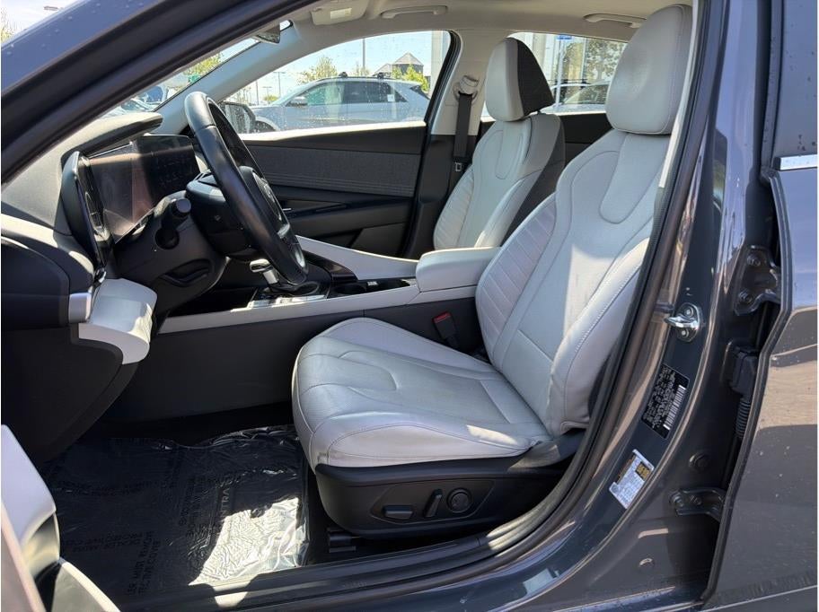 2023 Hyundai ELANTRA HYBRID Limited HEV Sedan 4D