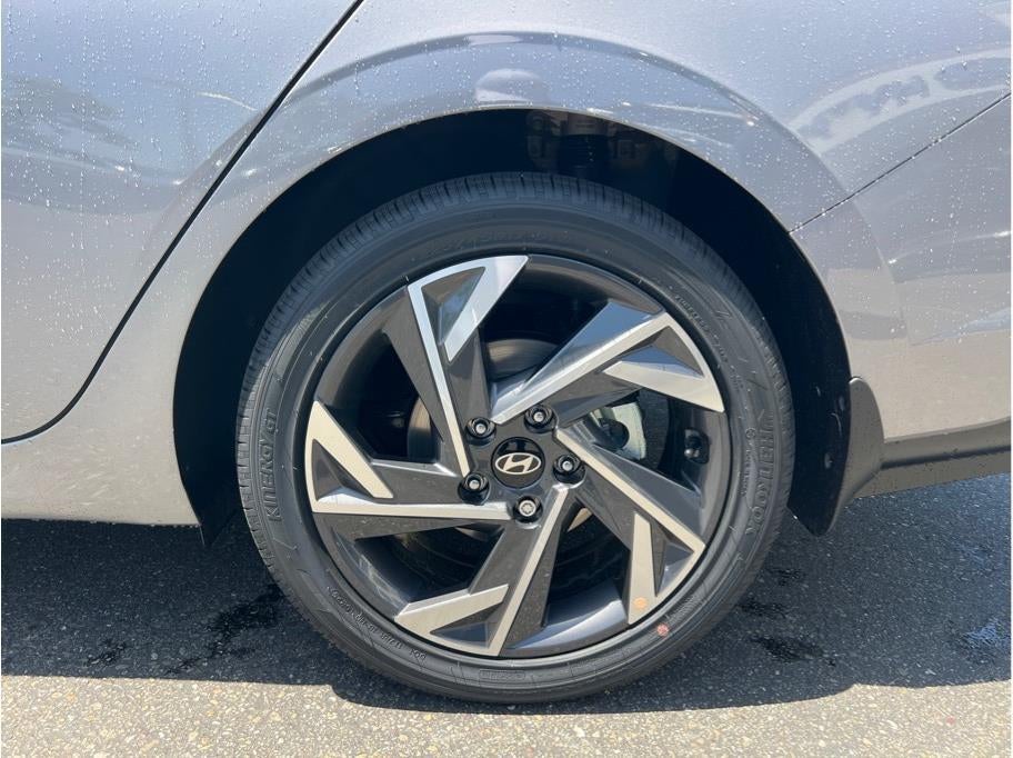 2025 Hyundai ELANTRA HEV Limited