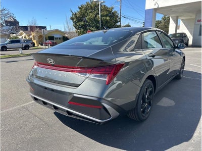 2026 Hyundai ELANTRA SEL Sport Premium