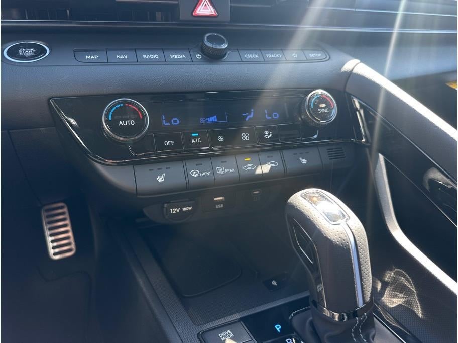 2026 Hyundai ELANTRA Sedan