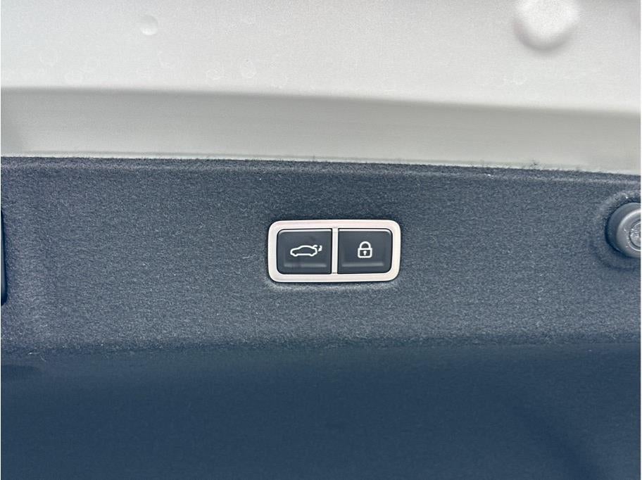 2024 Hyundai IONIQ 6 SEL Sedan 4D