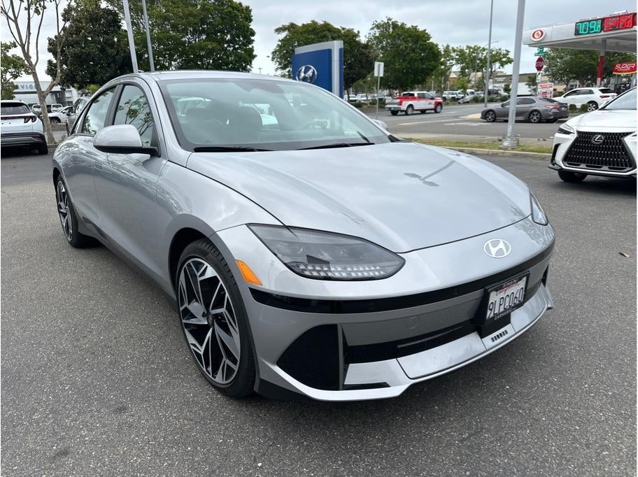 2024 Hyundai IONIQ 6 SEL Sedan 4D