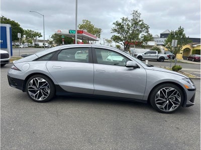 2024 Hyundai IONIQ 6 SEL Sedan 4D