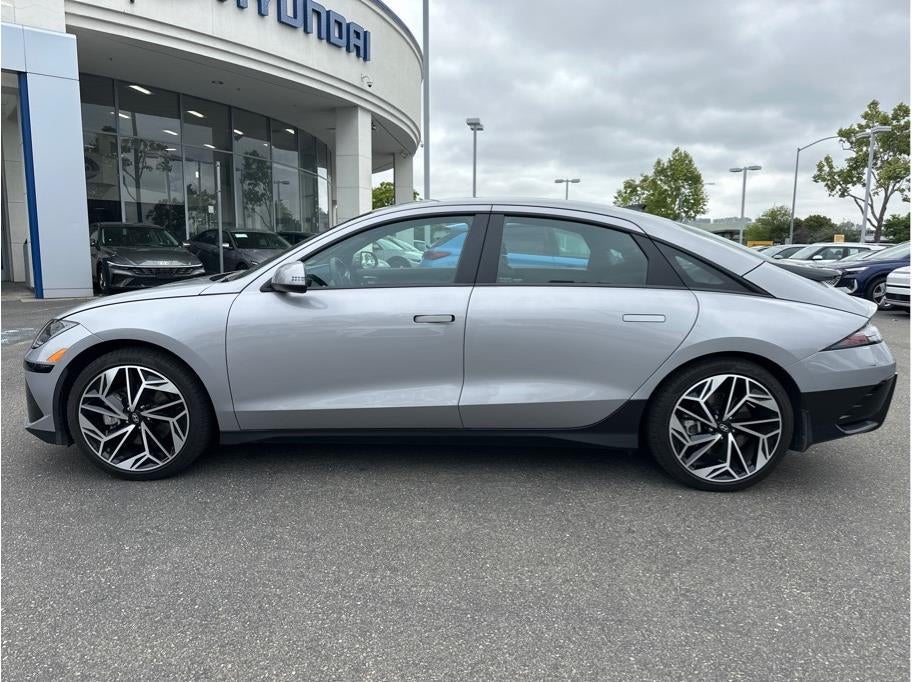 2024 Hyundai IONIQ 6 SEL Sedan 4D