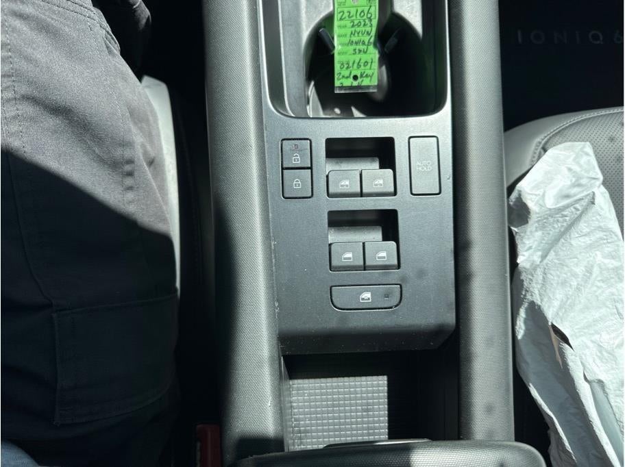 2023 Hyundai IONIQ 6 SEL Sedan 4D