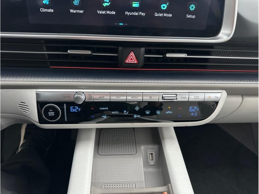 2024 Hyundai IONIQ 6 SEL Sedan 4D