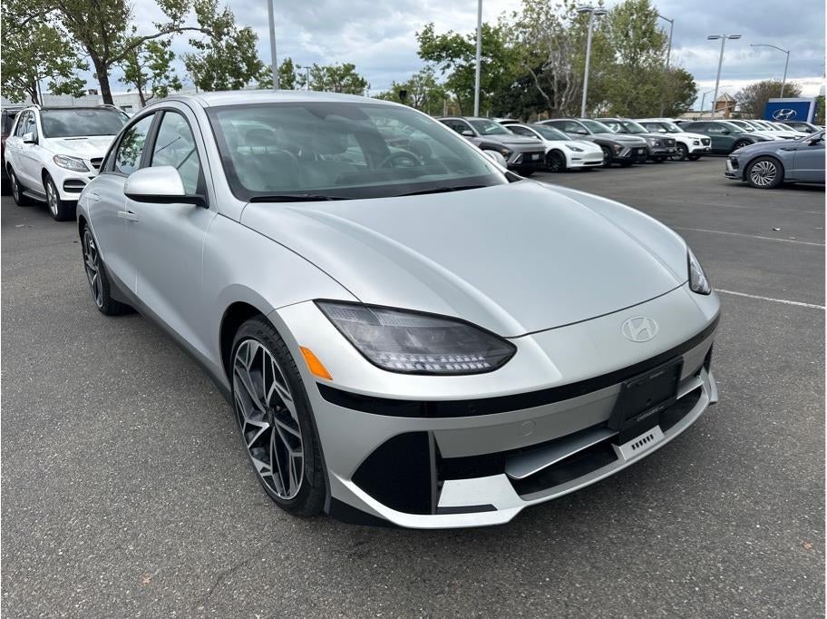 2024 Hyundai IONIQ 6 SEL Sedan 4D