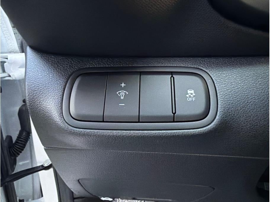 2025 Hyundai VENUE SEL Sport Utility 4D