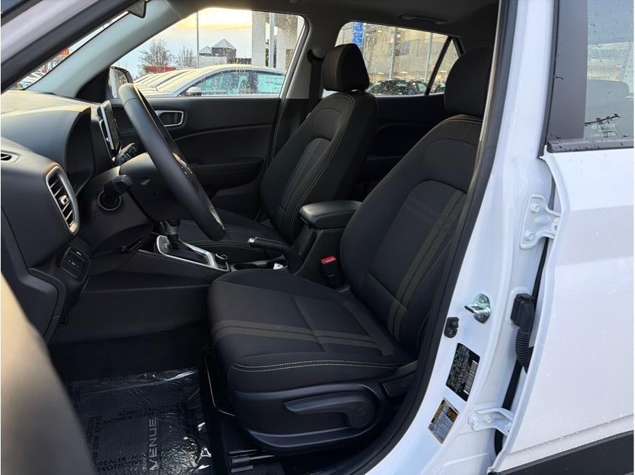 2025 Hyundai VENUE SEL Sport Utility 4D