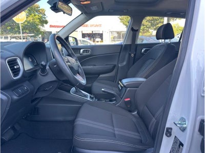 2025 Hyundai VENUE SEL Sport Utility 4D