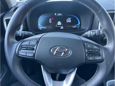 2025 Hyundai VENUE SEL Sport Utility 4D