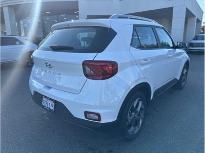 2025 Hyundai VENUE SEL Sport Utility 4D