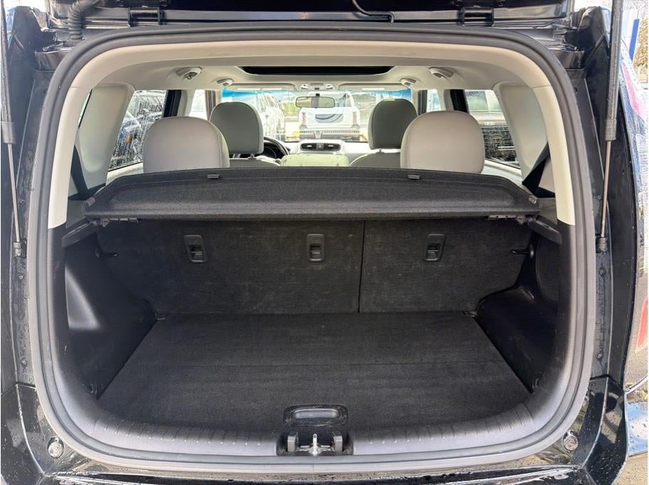 2016 Kia Soul + Wagon 4D