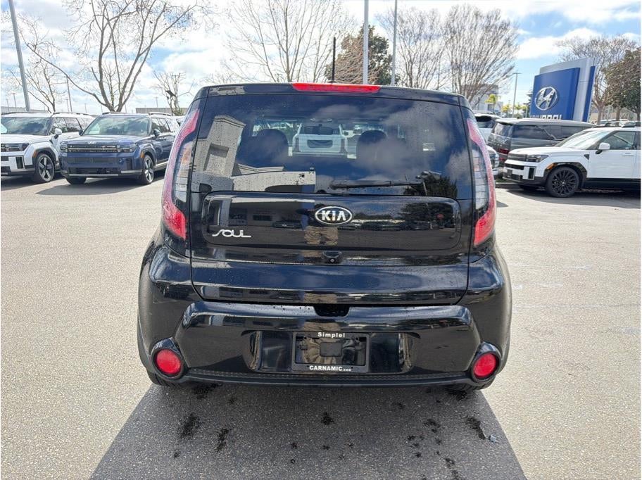 2016 Kia Soul + Wagon 4D